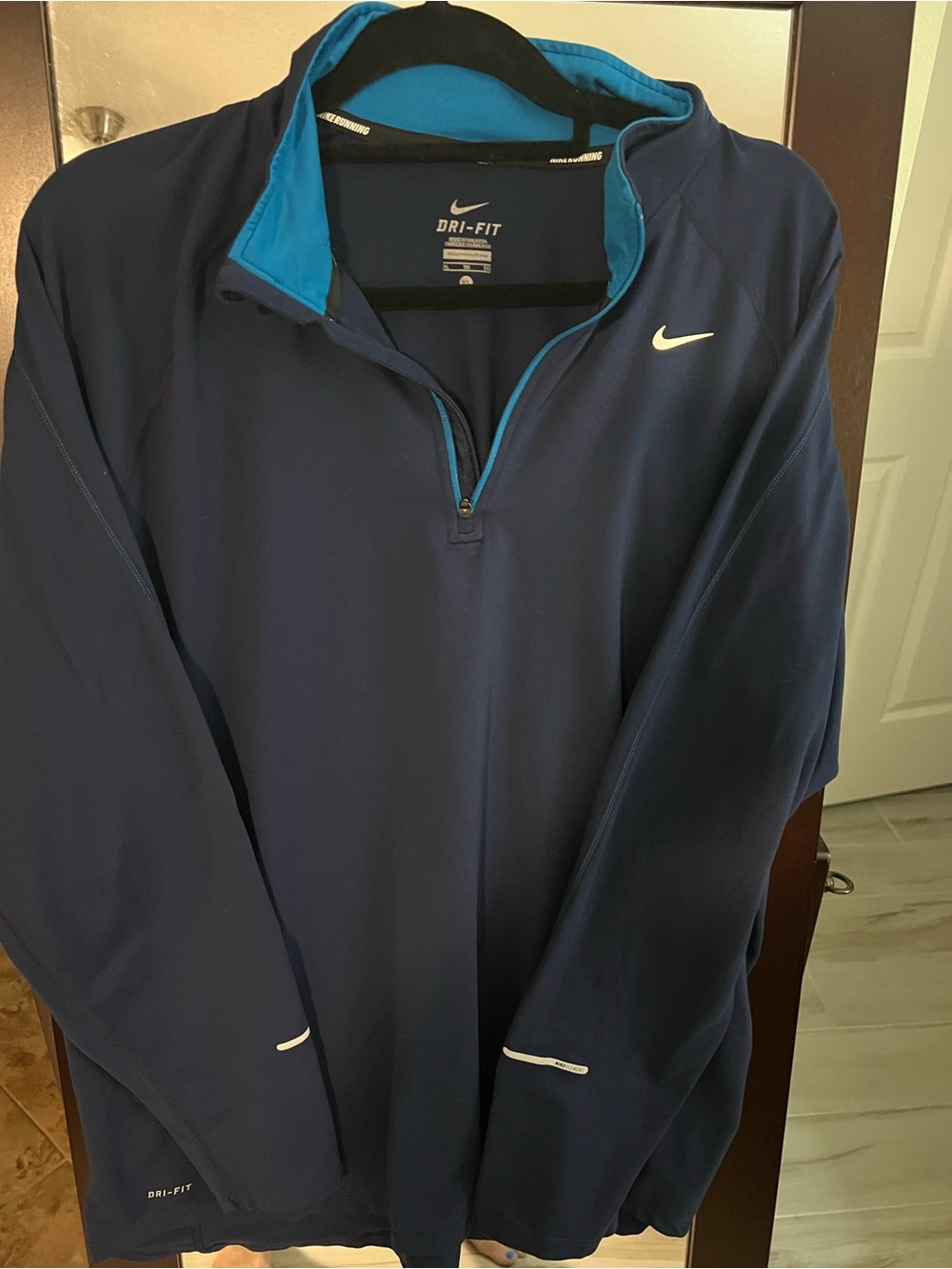 Nike women's Dri-FIT Navy Quarter-Zip Pullover
